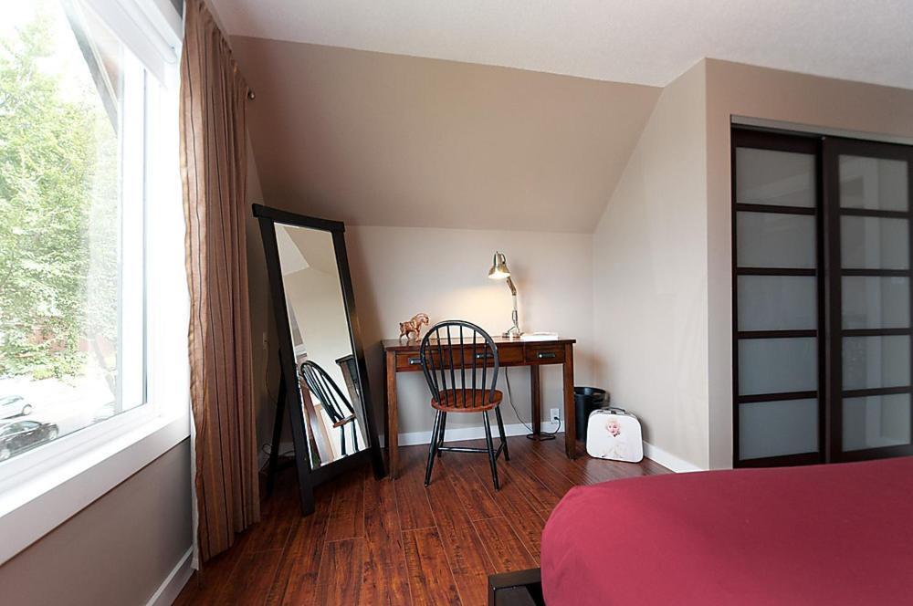Commercial Drive Accommodations Vancouver Room photo
